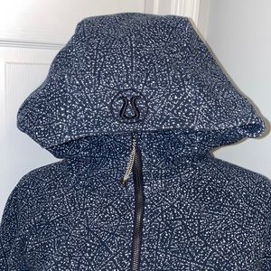 Lululemon Full Zip Scuba Hoodie rare Navy Blue white dot design Size 10 like new
